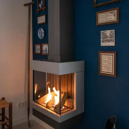 Mir Lo In Adults Only Couette-café 4*