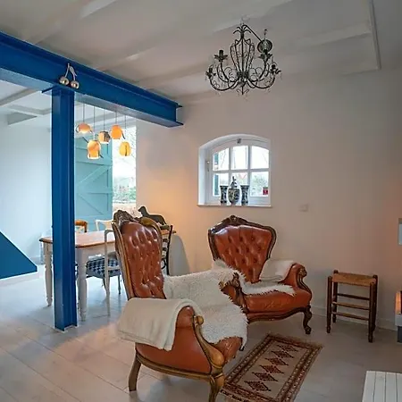 B&B Boutique Mir Lo In (adults Only)
