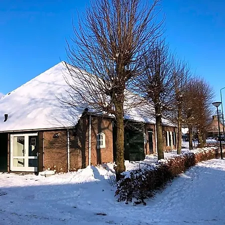 Boutique Mir Lo In (adults Only) B&B