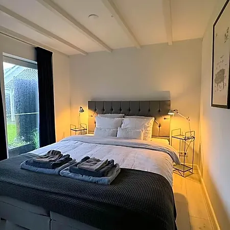 Boutique Mir Lo In (adults Only) 미를로