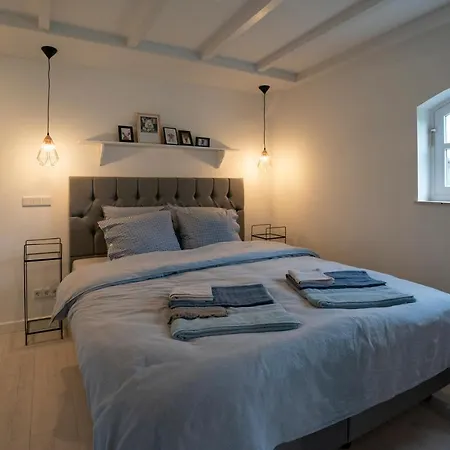 Bed & Breakfast Mir Lo In Adults Only Mierlo